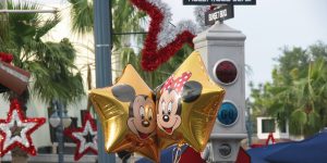 Mickey_and_Minnie_Balloons